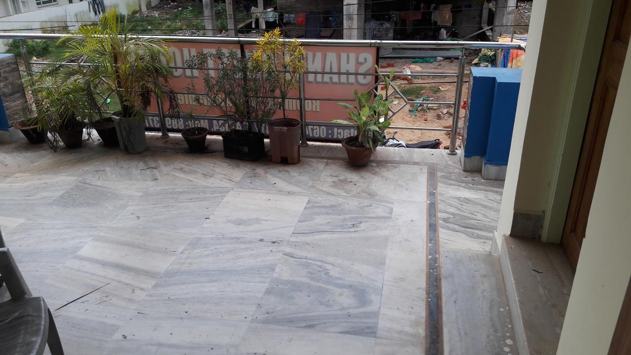 Shanti Guesthouse Bhubaneswar Esterno foto